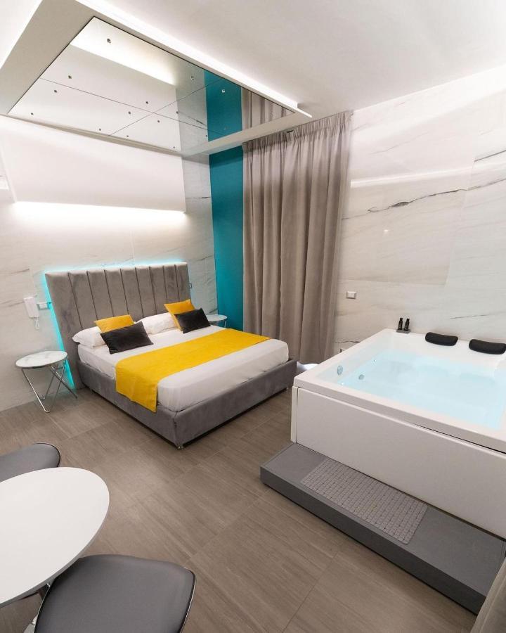 Intimity Luxury Rooms Qualiano Εξωτερικό φωτογραφία